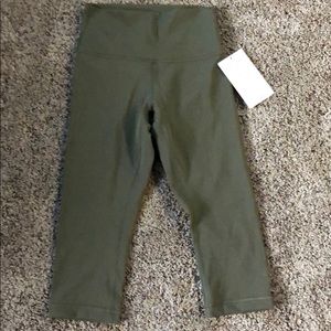 NWT Lululemon Wunder Under